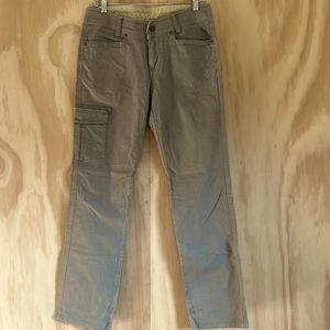 Kuhl green cargo hiking pants 6
